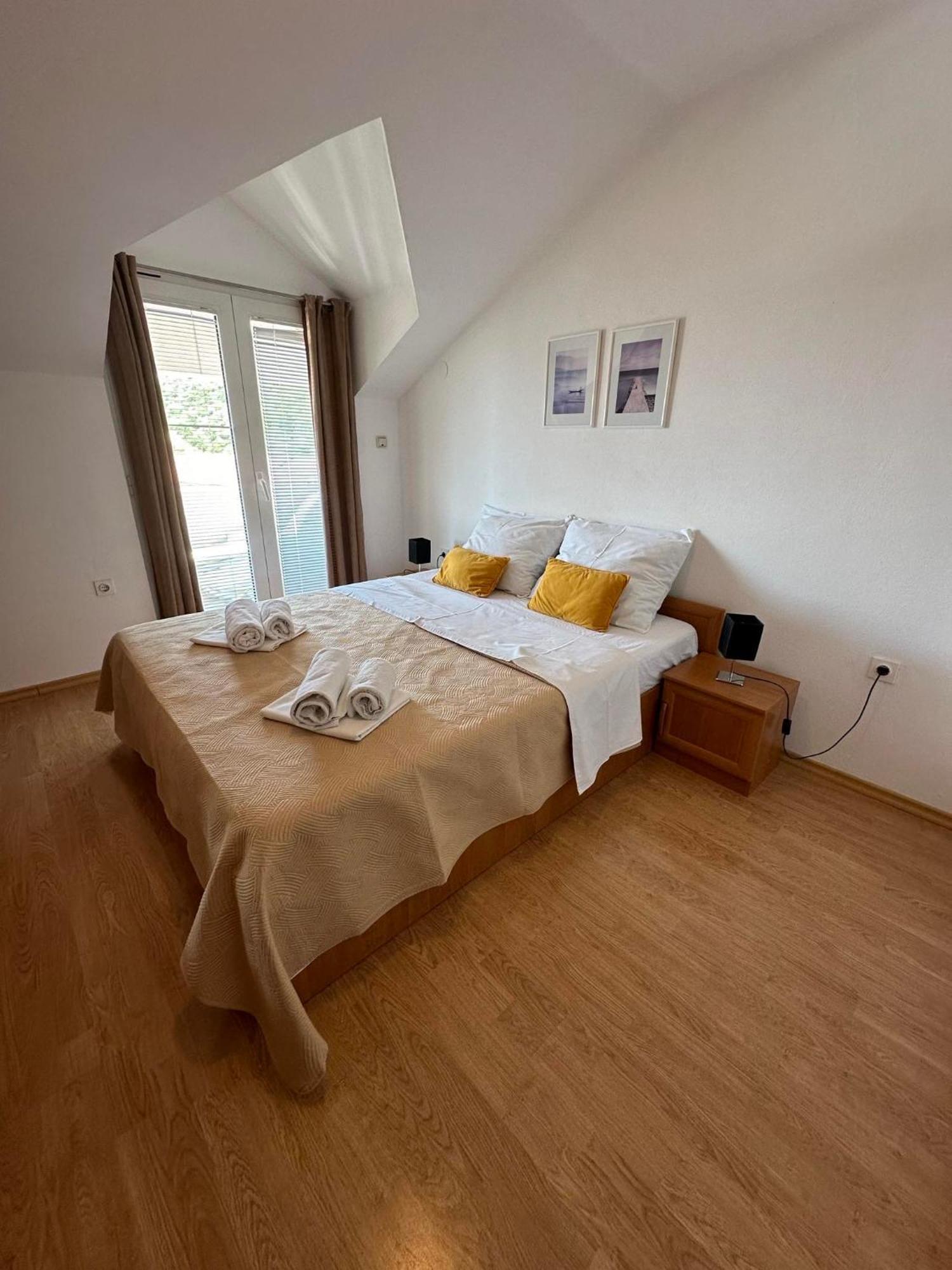 Apartmani Ljubica, Муртер Экстерьер фото
