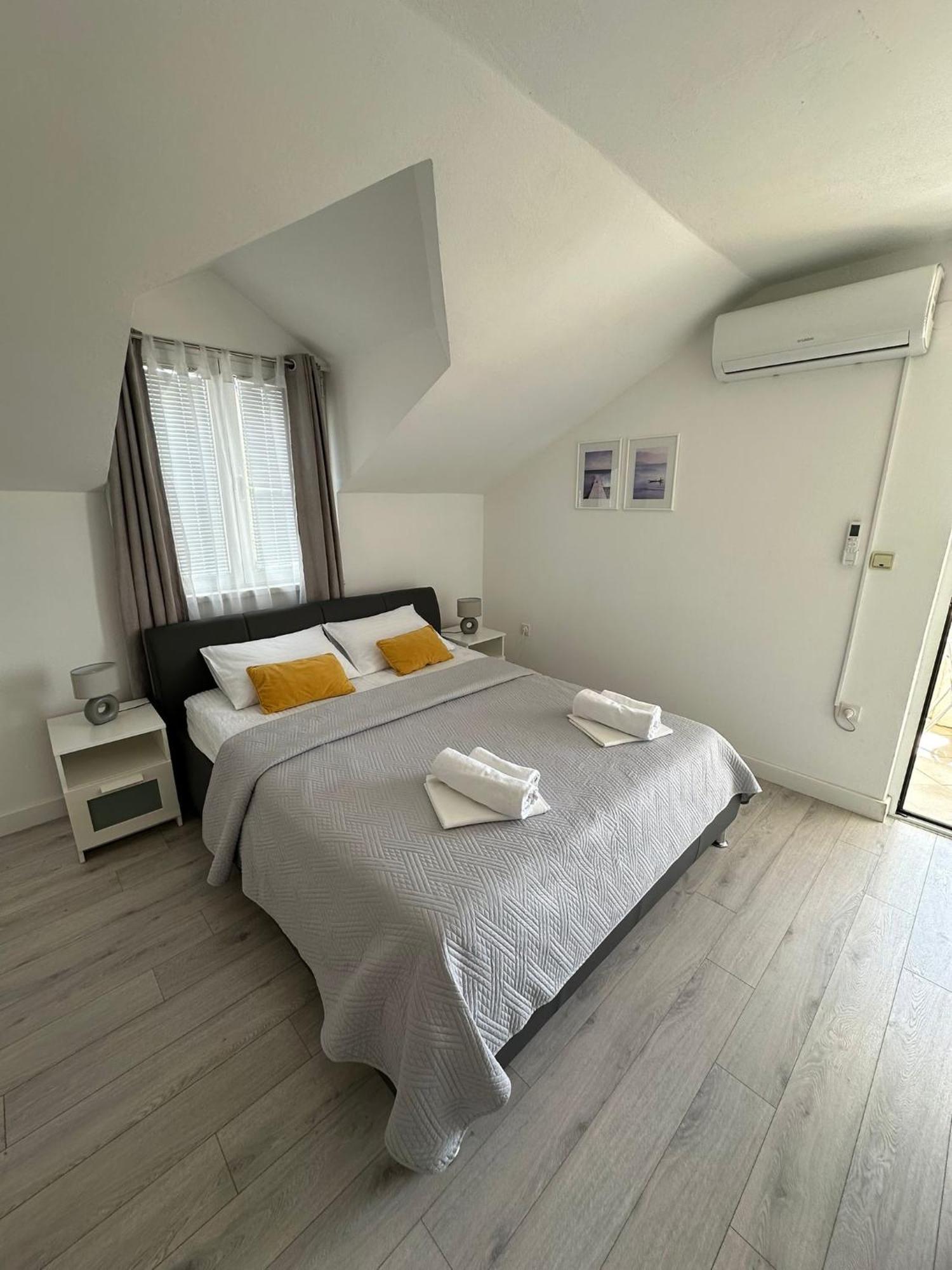 Apartmani Ljubica, Муртер Экстерьер фото